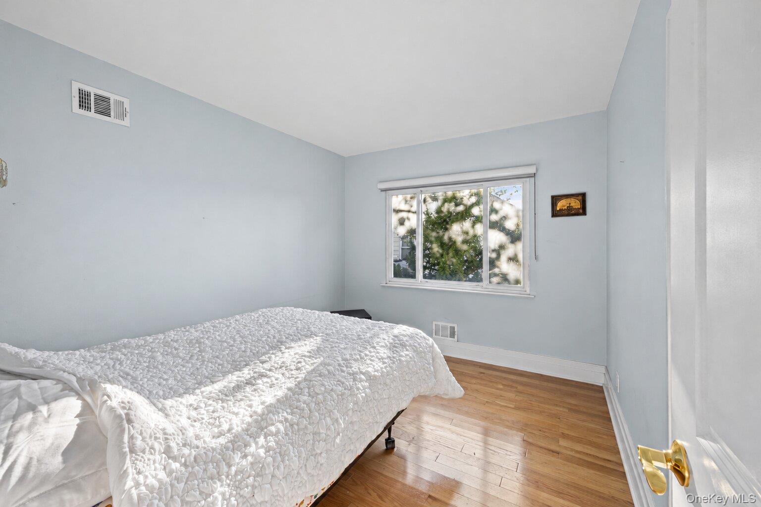 21 Oxford Boulevard Property Photo 17