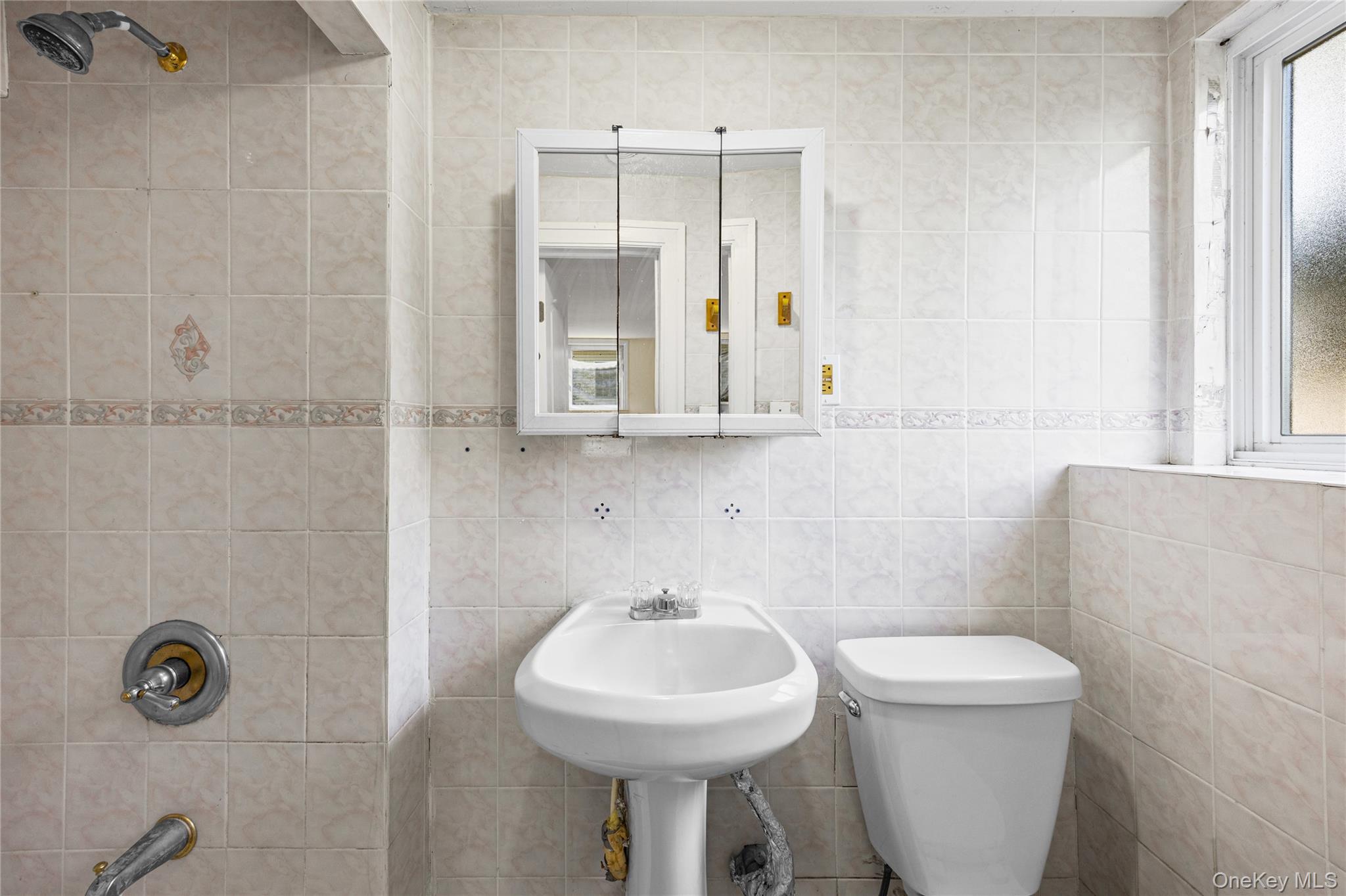 21 Oxford Boulevard Property Photo 22