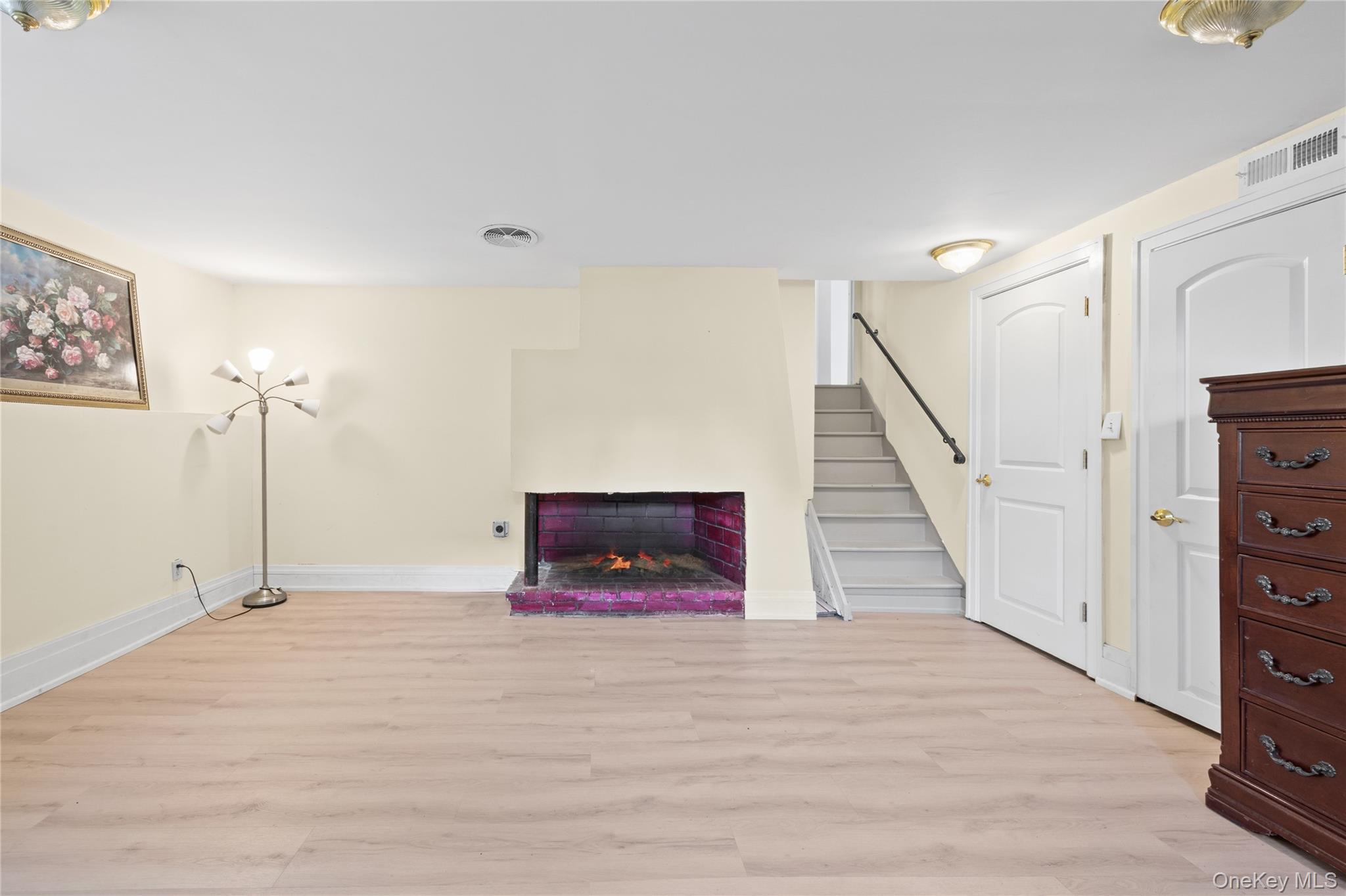 21 Oxford Boulevard Property Photo 23