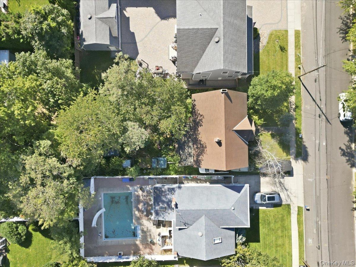 21 Sherman Avenue Property Photo 23