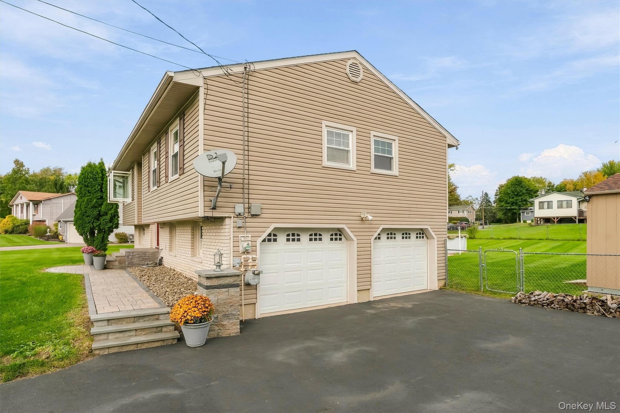 56 Scott Drive Property Photo 3