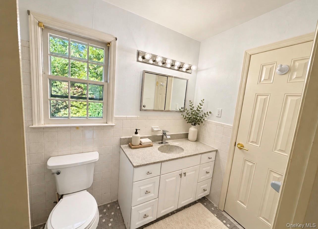 21 Noyes Lane Property Photo 30