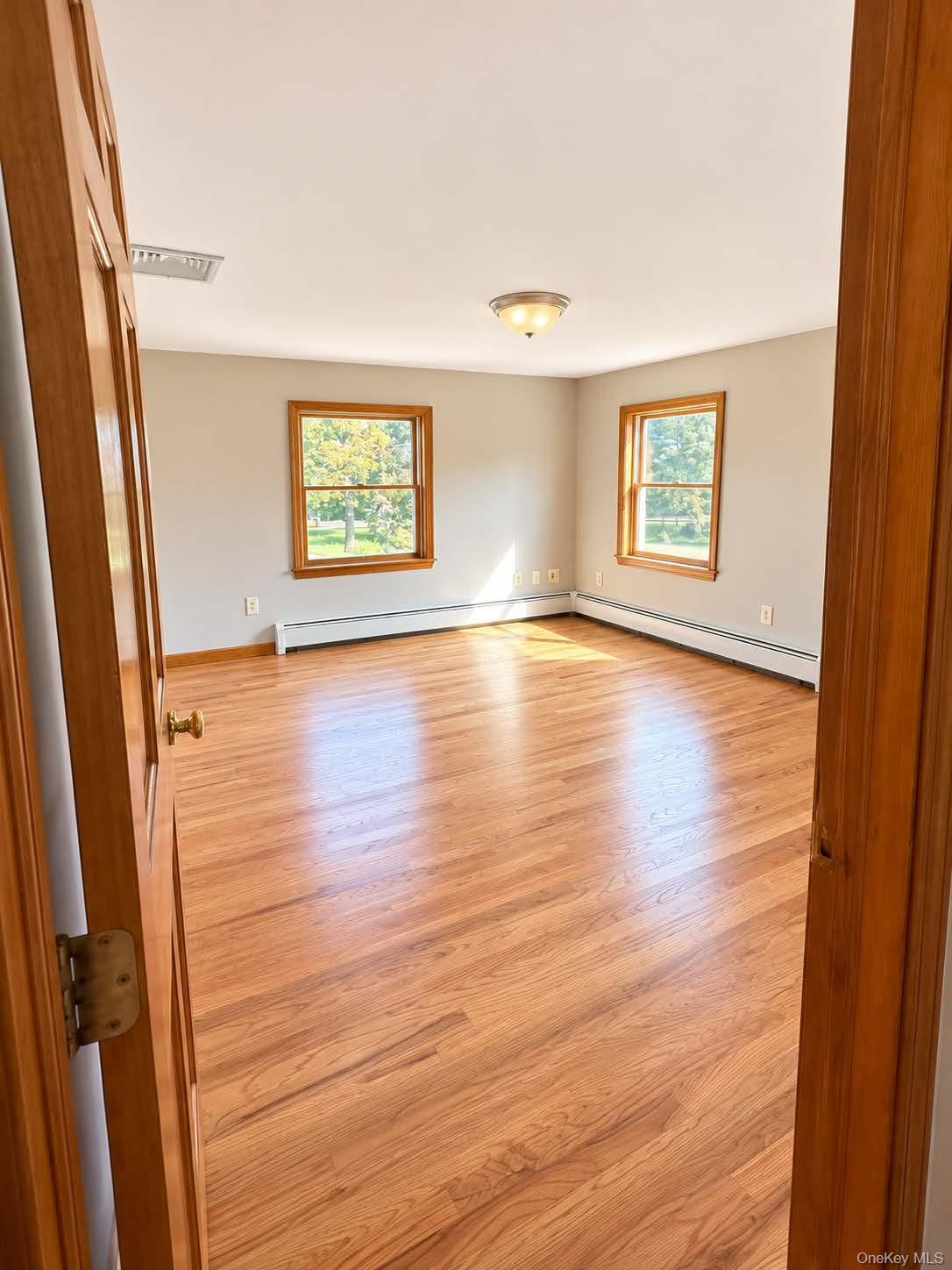 92 Crum Elbow Road Property Photo 15