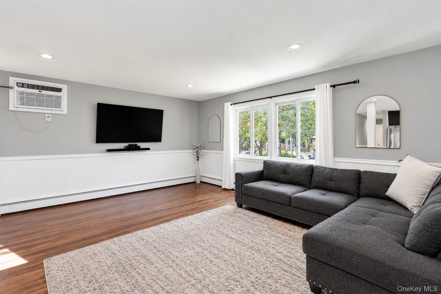 45 Robinwood Street Property Photo 7