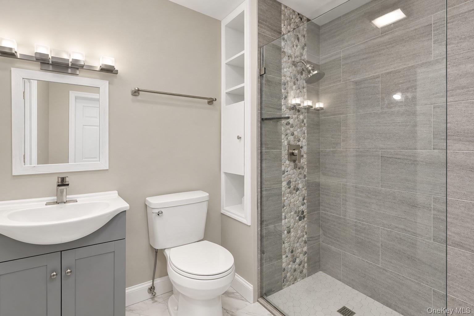 45 Robinwood Street Property Photo 18