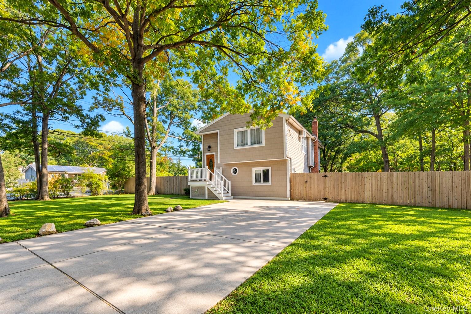 45 Robinwood Street Property Photo 24