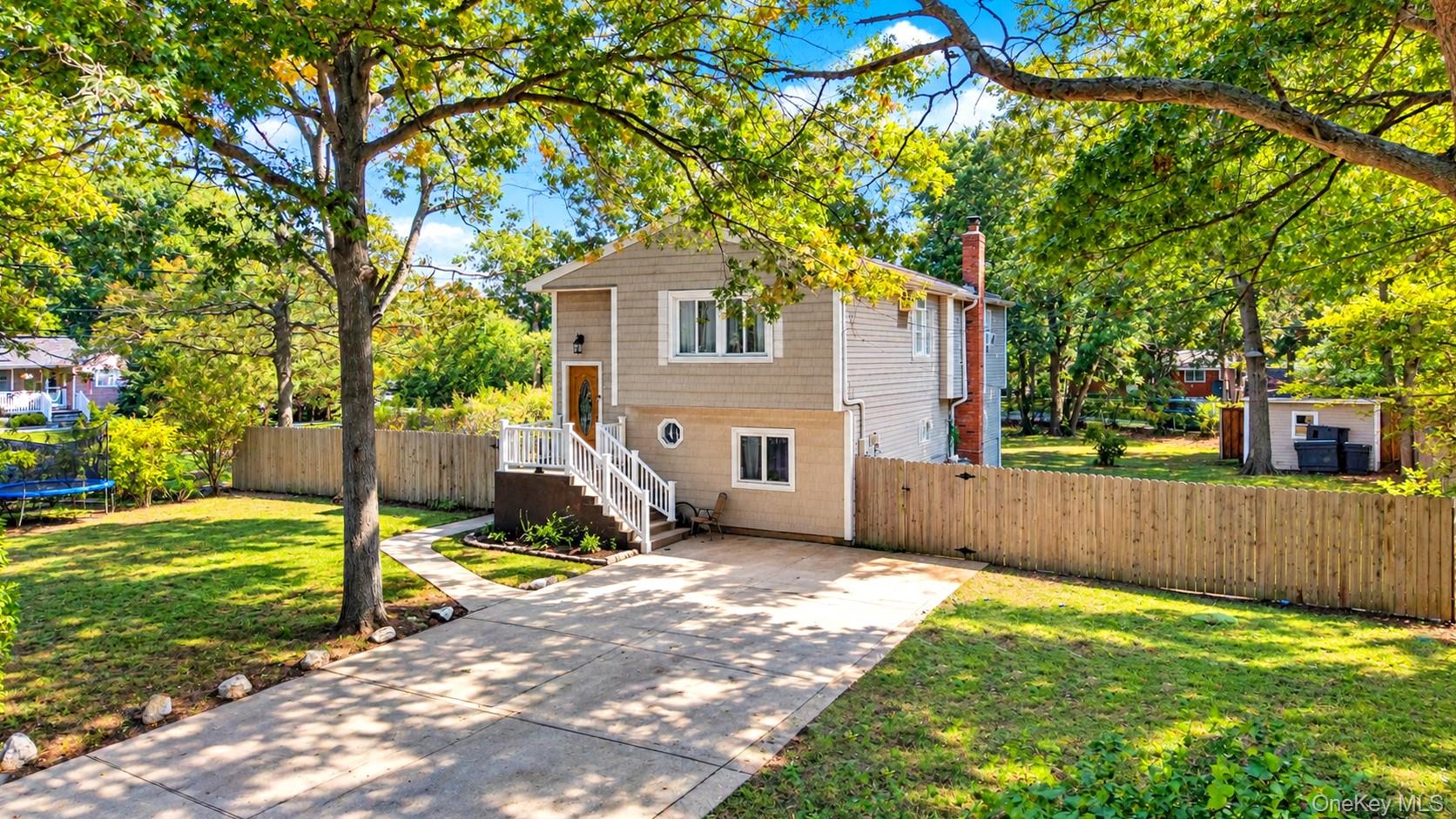45 Robinwood Street Property Photo 26