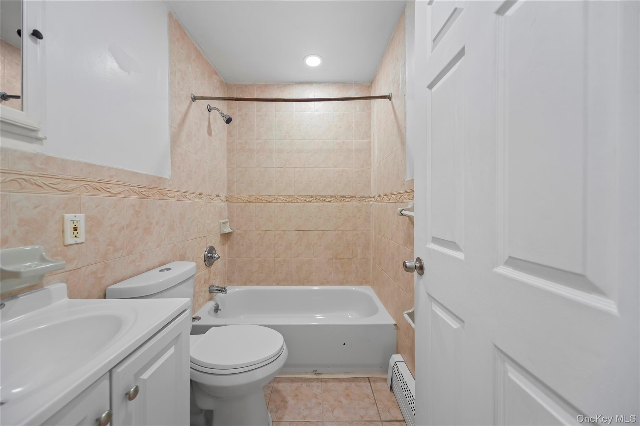 12689 Flatlands Avenue Property Photo 8
