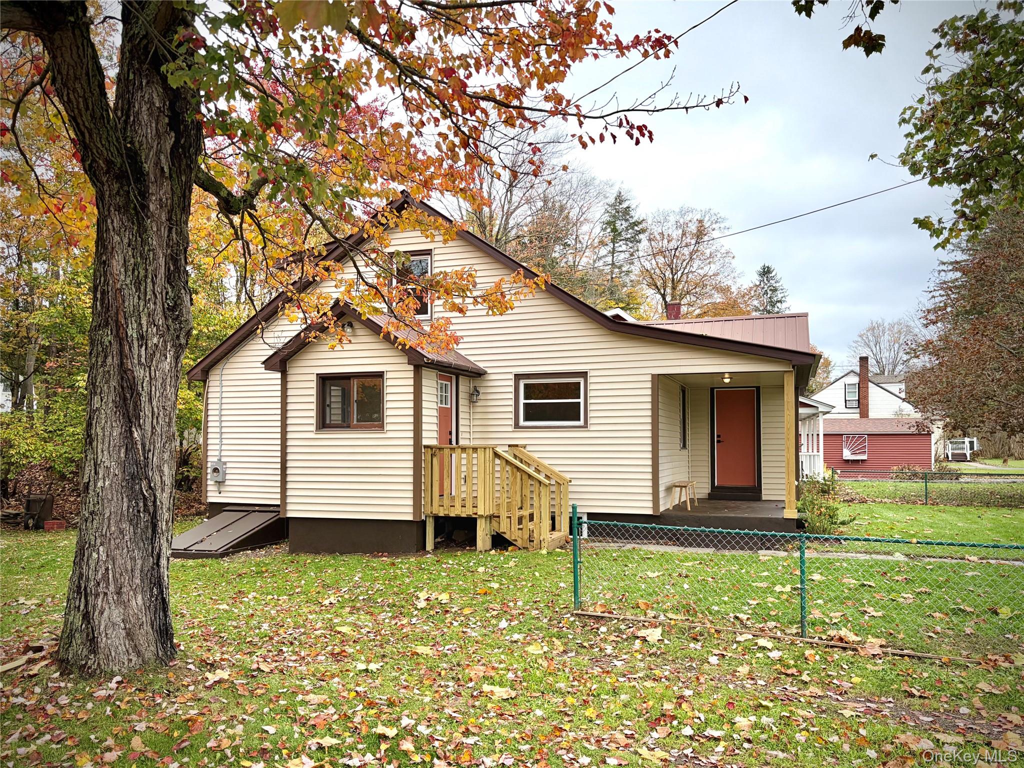 34 School Street Property Photo 2