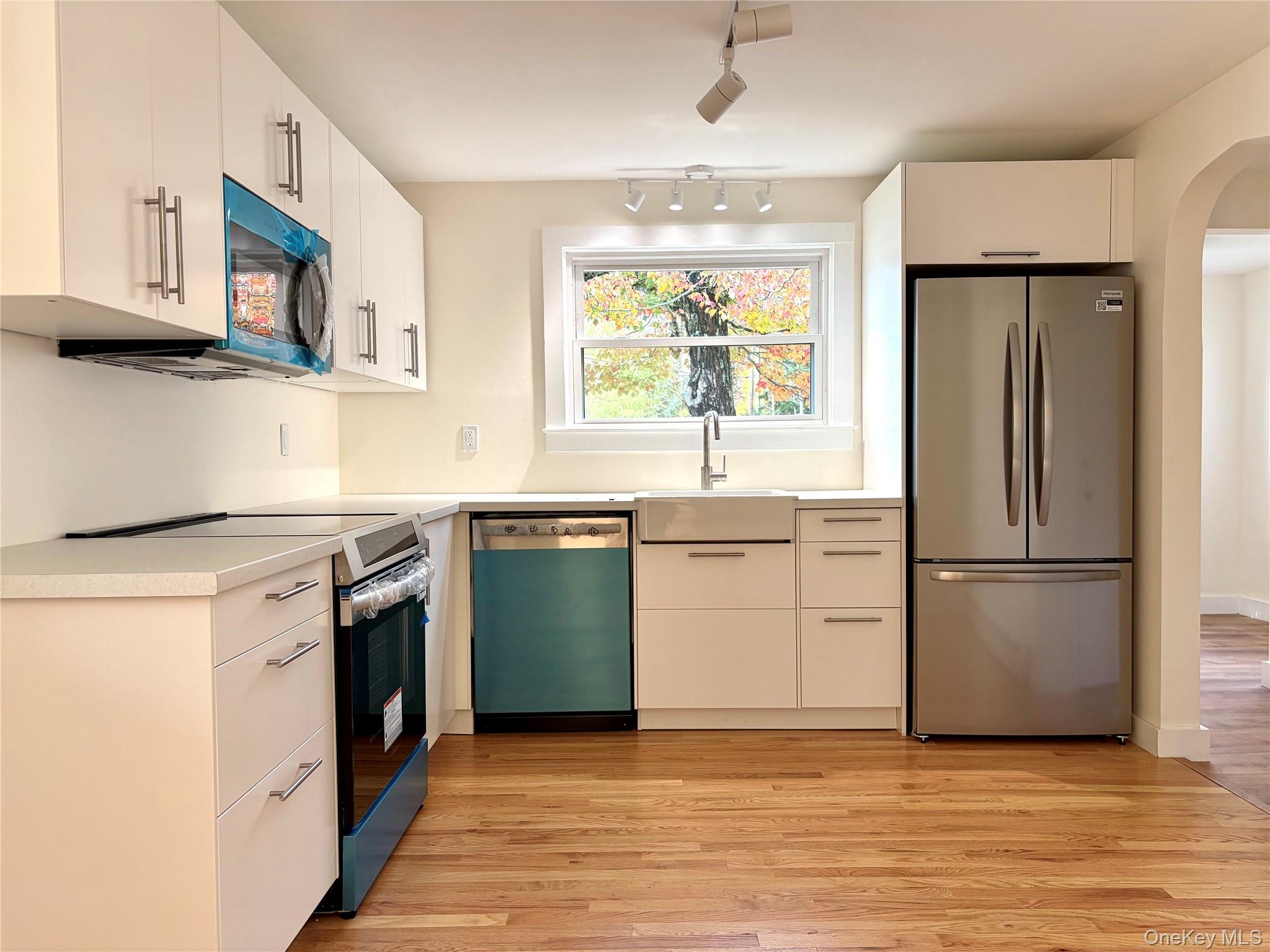 34 School Street Property Photo 10
