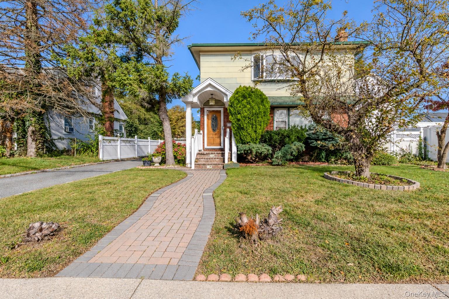 161 Poplar Street Property Photo 1