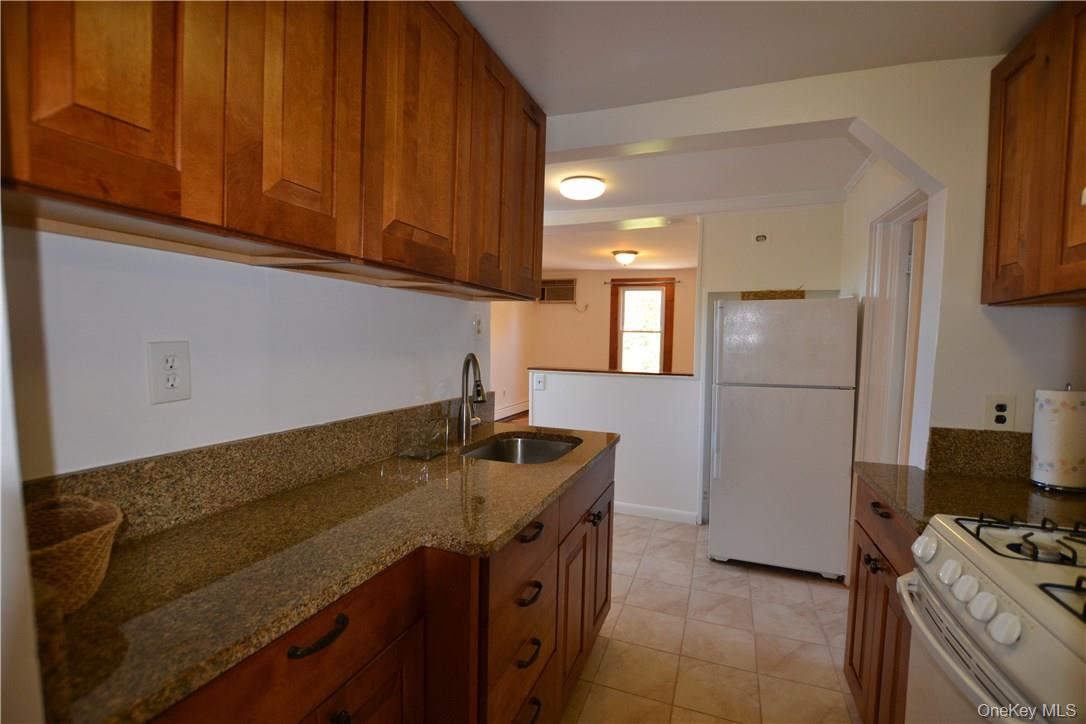 56 Palisade Street 2 Property Photo 5