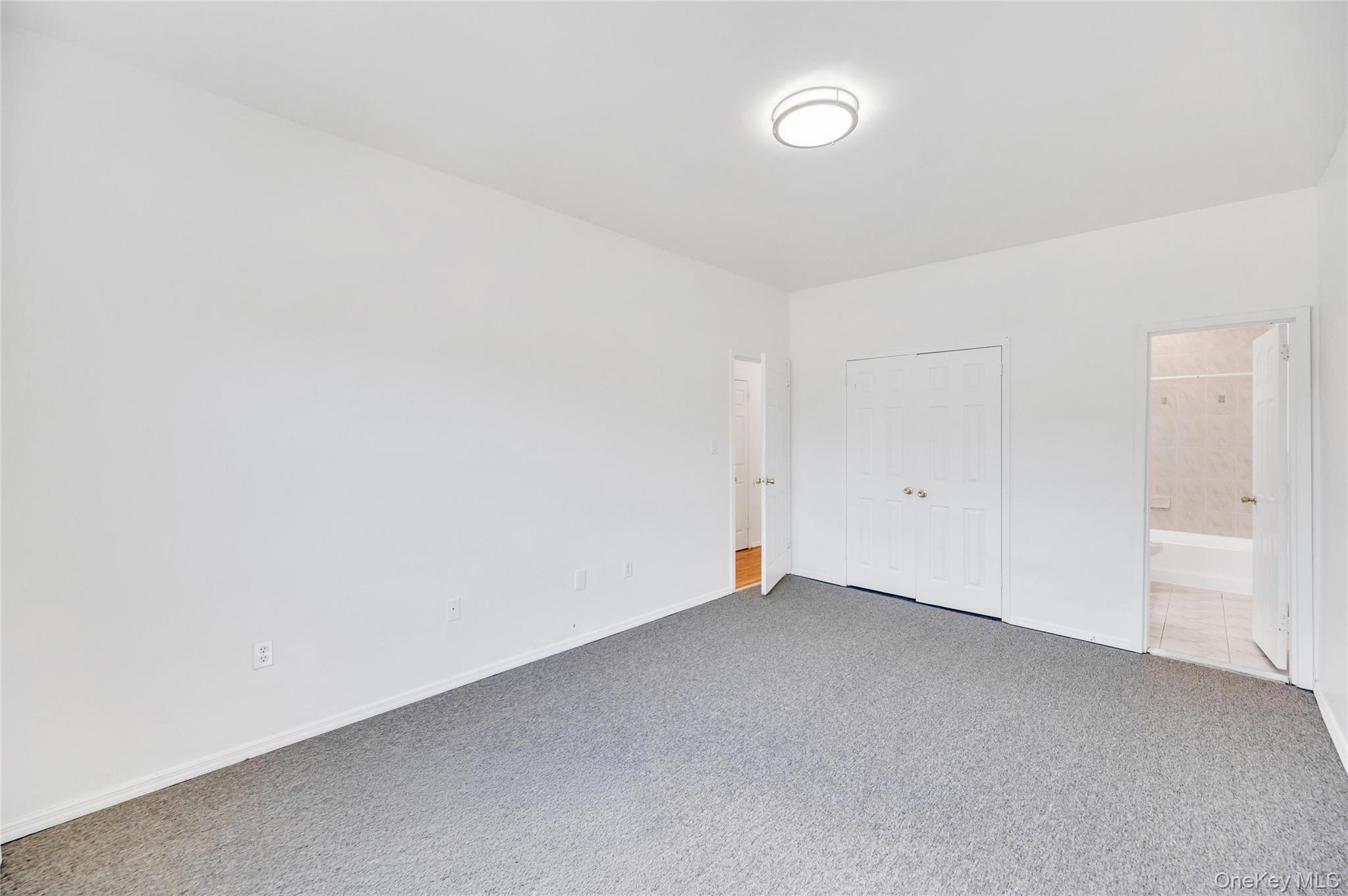 14014 Charles Lane Property Photo 14