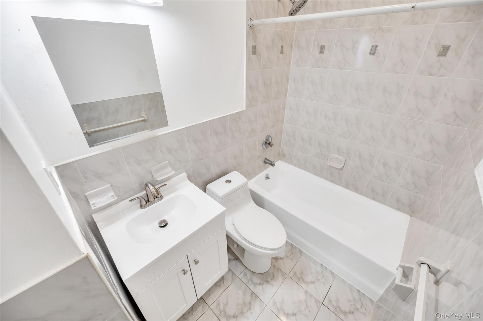 14014 Charles Lane Property Photo 15