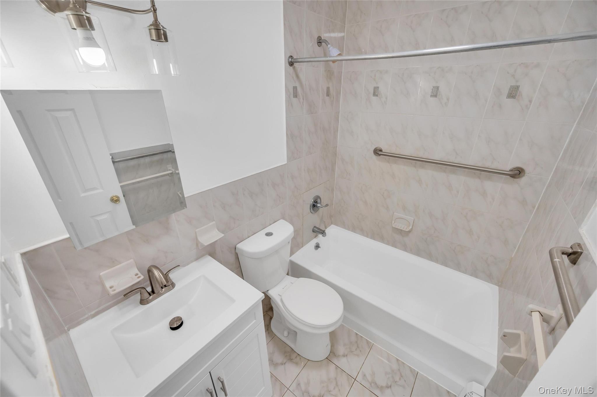14014 Charles Lane Property Photo 24