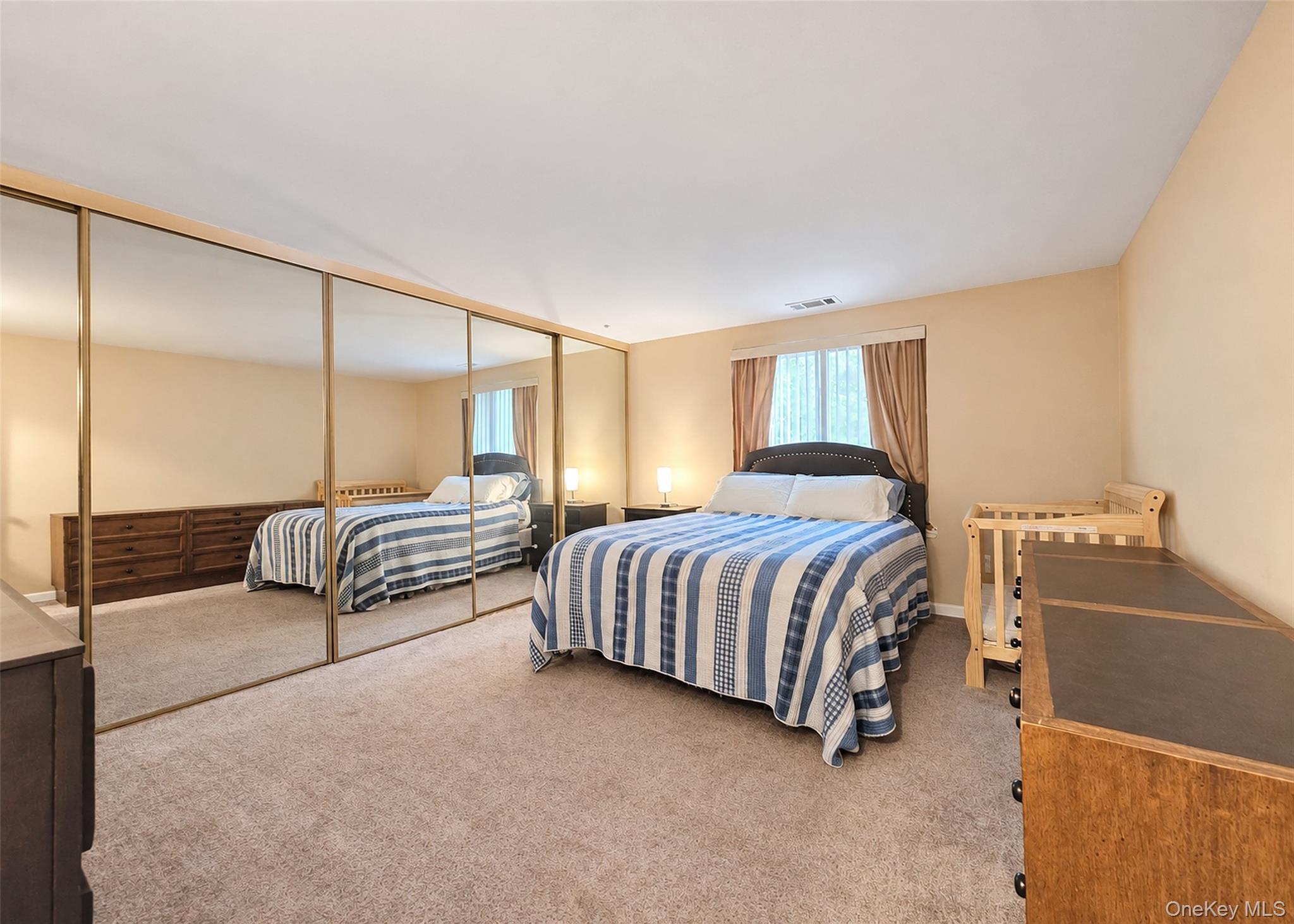 305 Brettonwoods Drive Property Photo 10