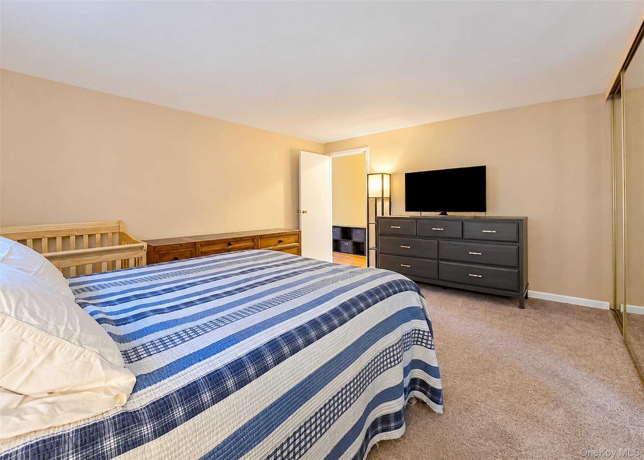 305 Brettonwoods Drive Property Photo 11