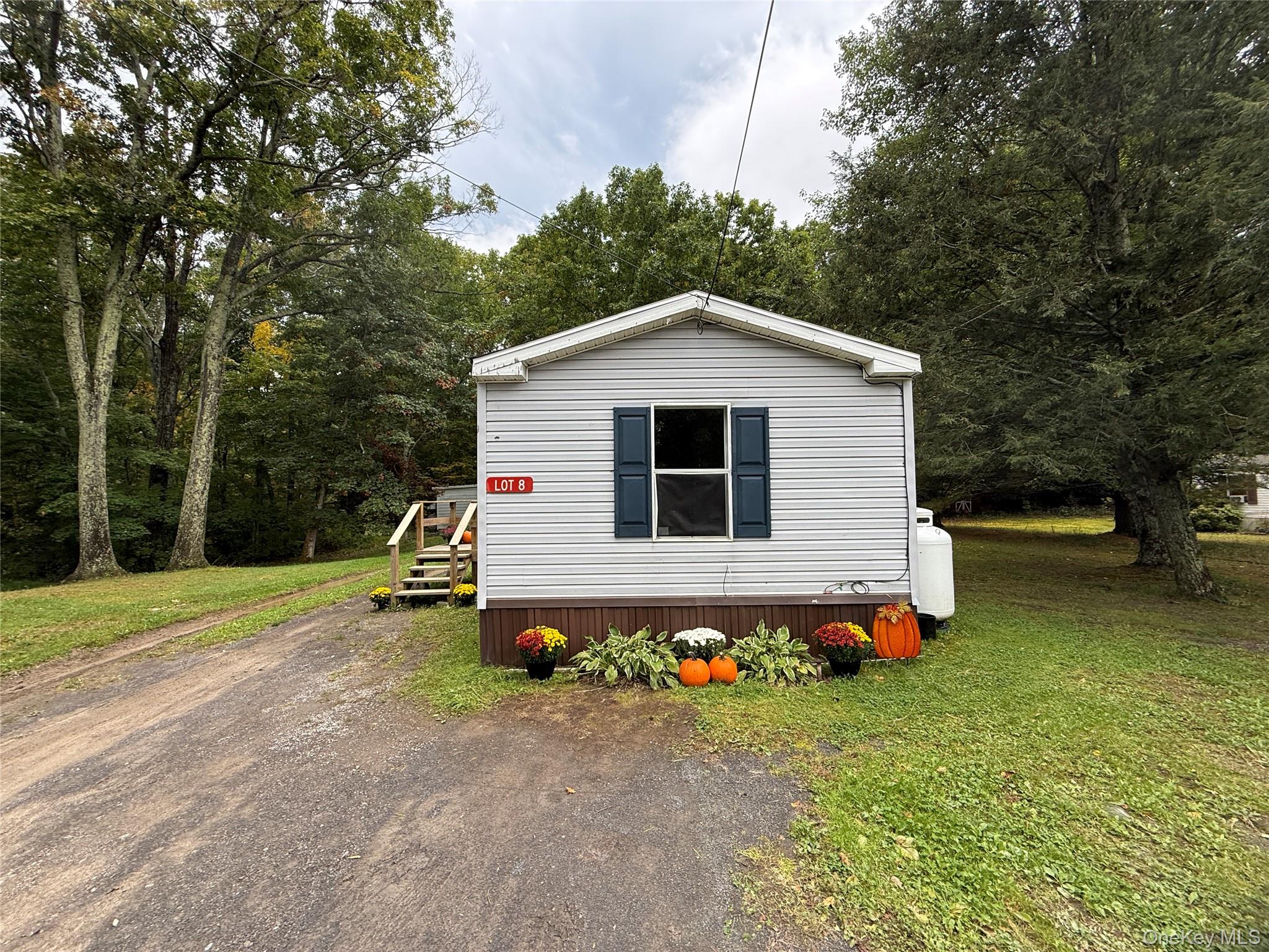 25 Fawn Road 8 Property Photo 1