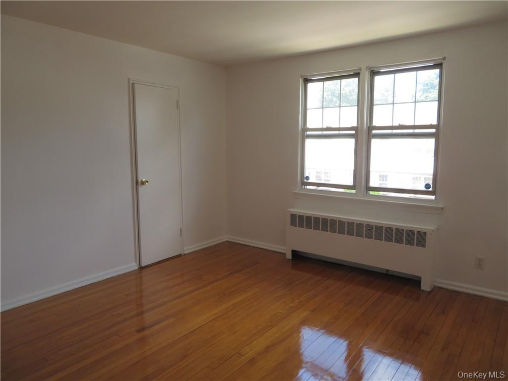 101 Carpenter Avenue E2 Property Photo 1