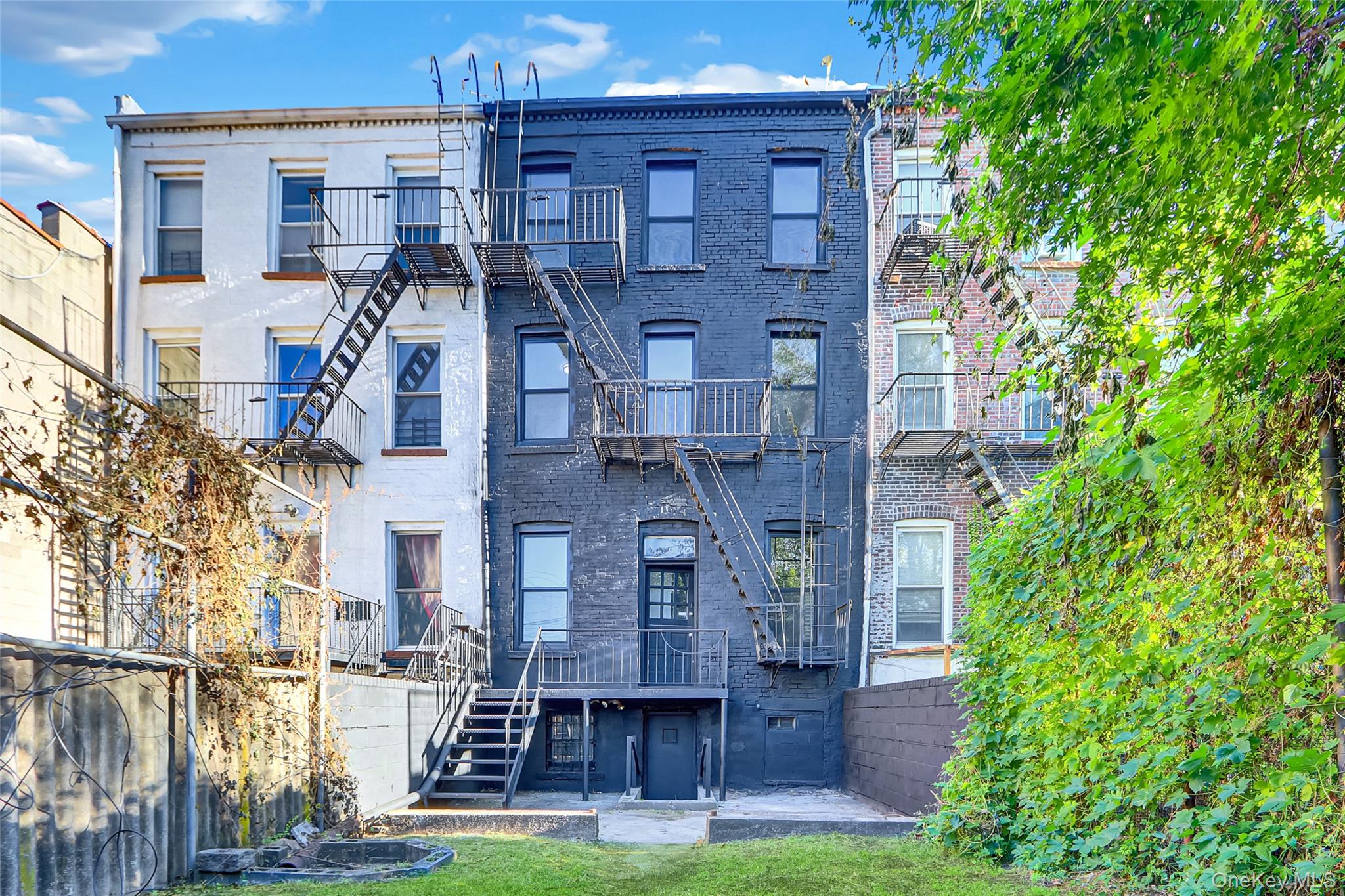 62 15th Street Property Photo 31