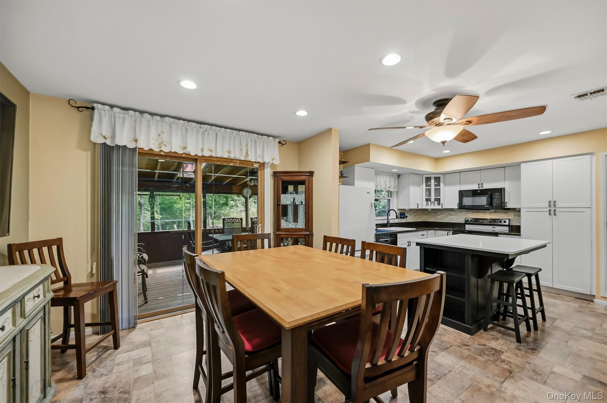 64 Forest Glen Road Property Photo 13