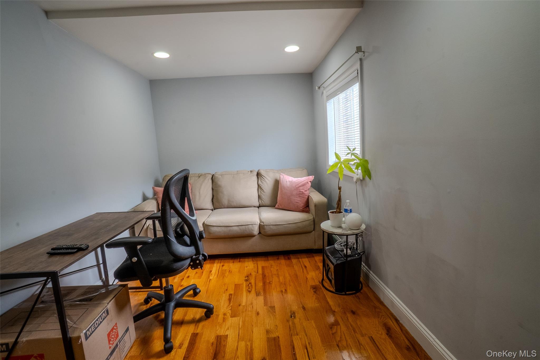 749 Vincent Avenue Property Photo 6