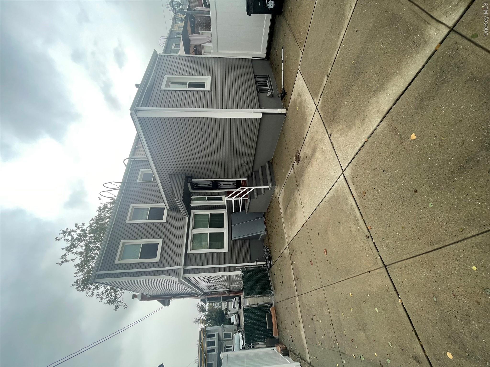 7736 76th Street Property Photo 5