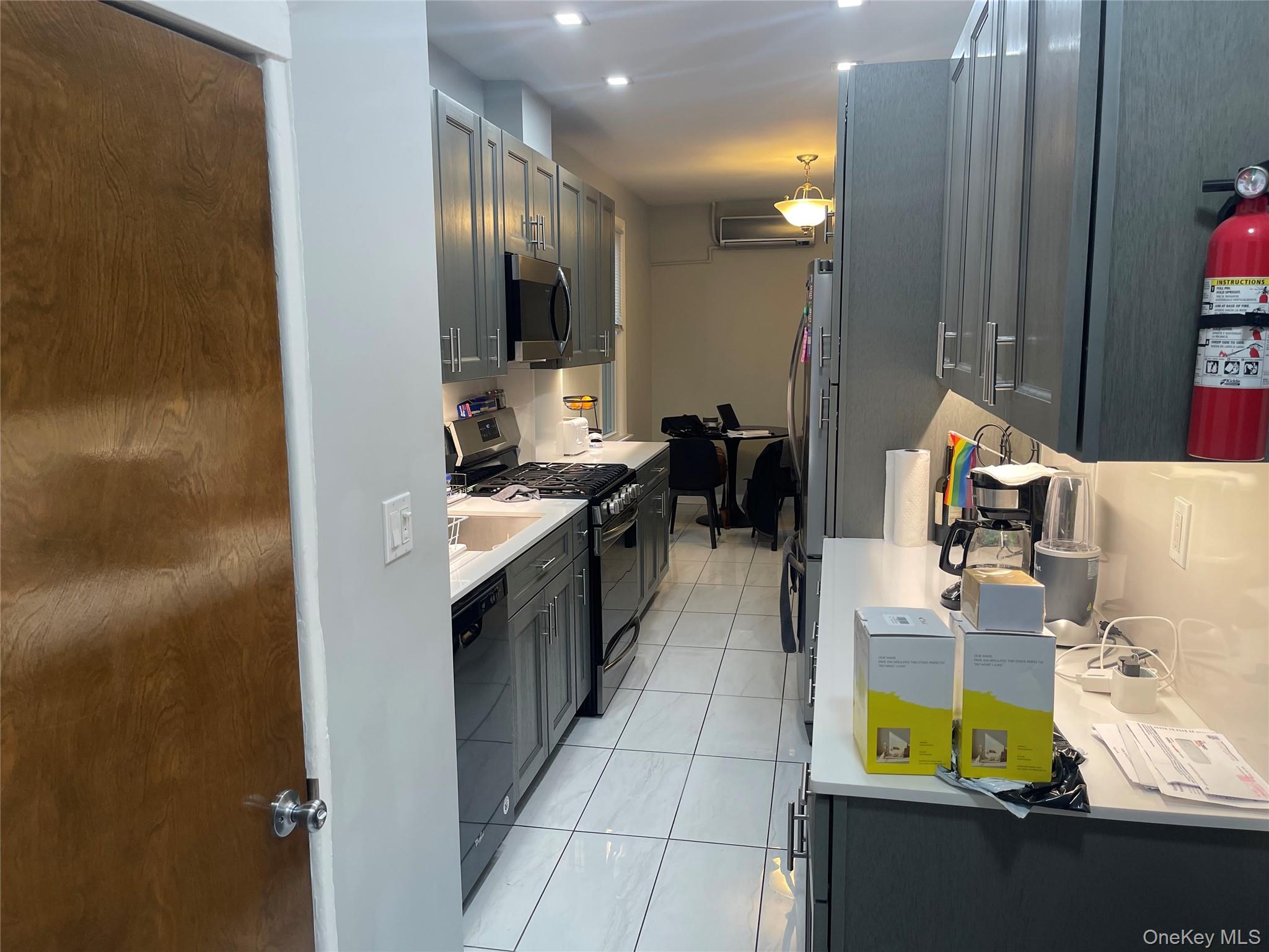 7736 76th Street Property Photo 8