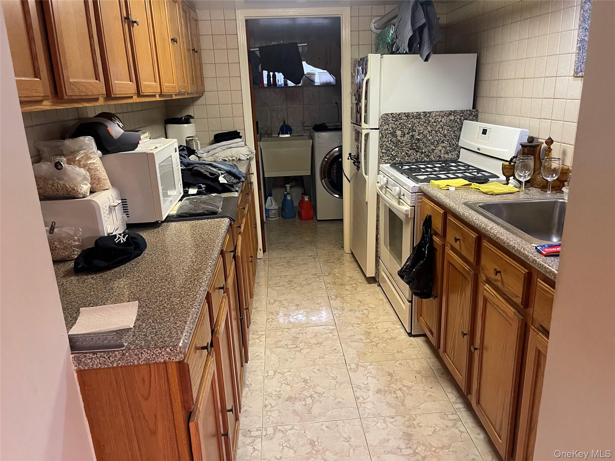 7736 76th Street Property Photo 20