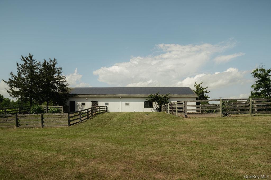 1411-1425 Centre Road Property Photo 3