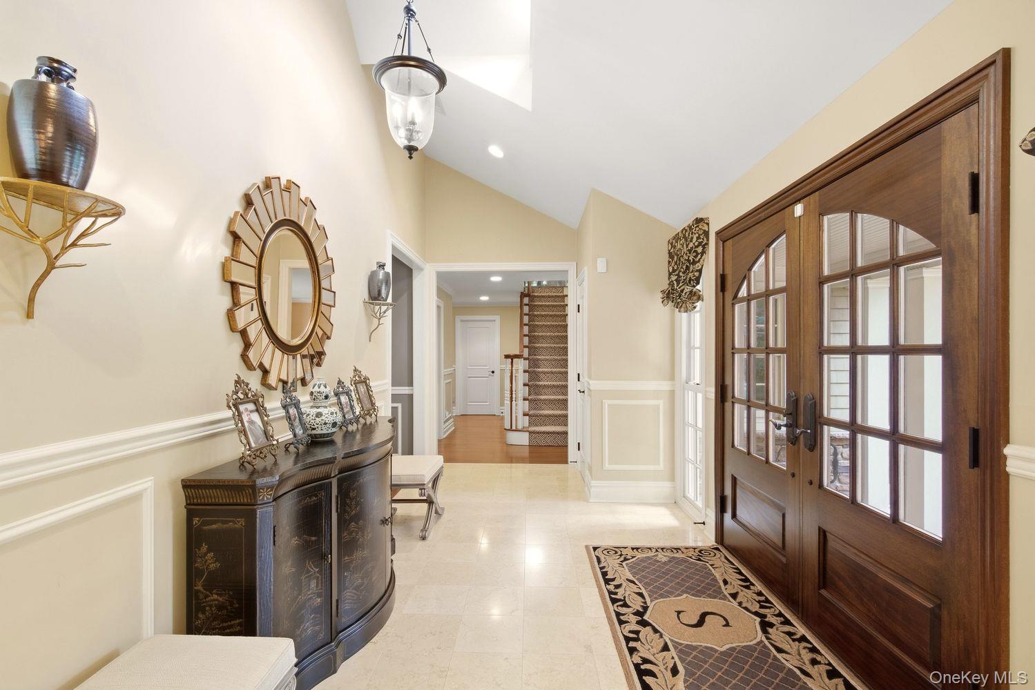 8 Fiddlers Green Drive Property Photo 4