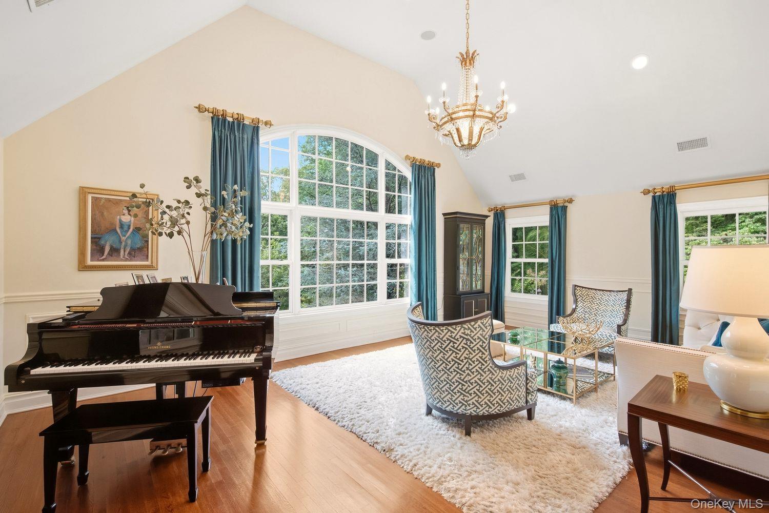8 Fiddlers Green Drive Property Photo 10