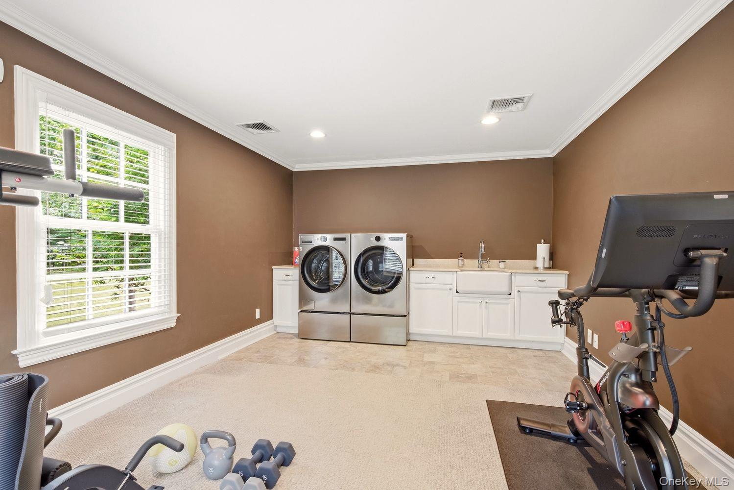 8 Fiddlers Green Drive Property Photo 14