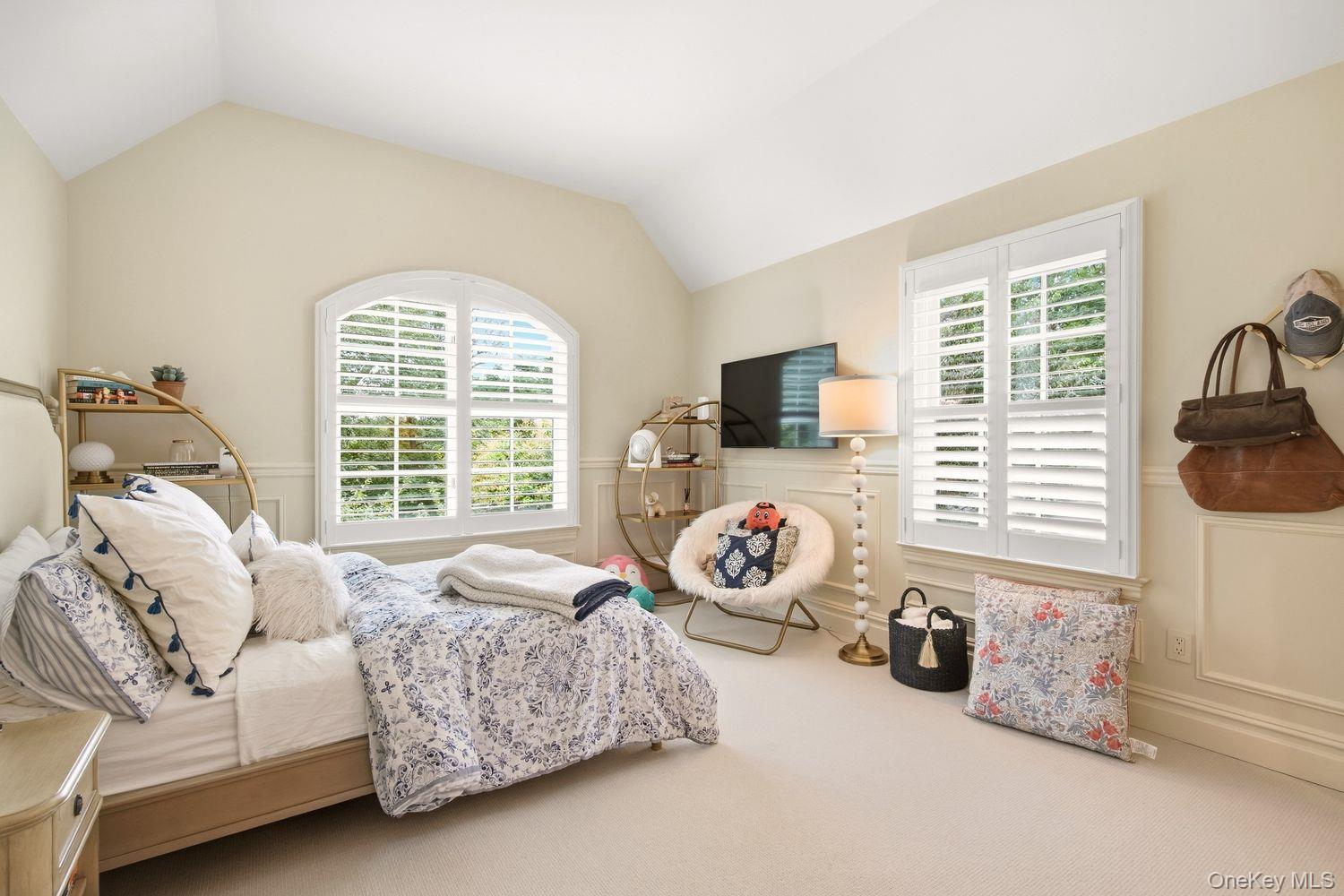 8 Fiddlers Green Drive Property Photo 20