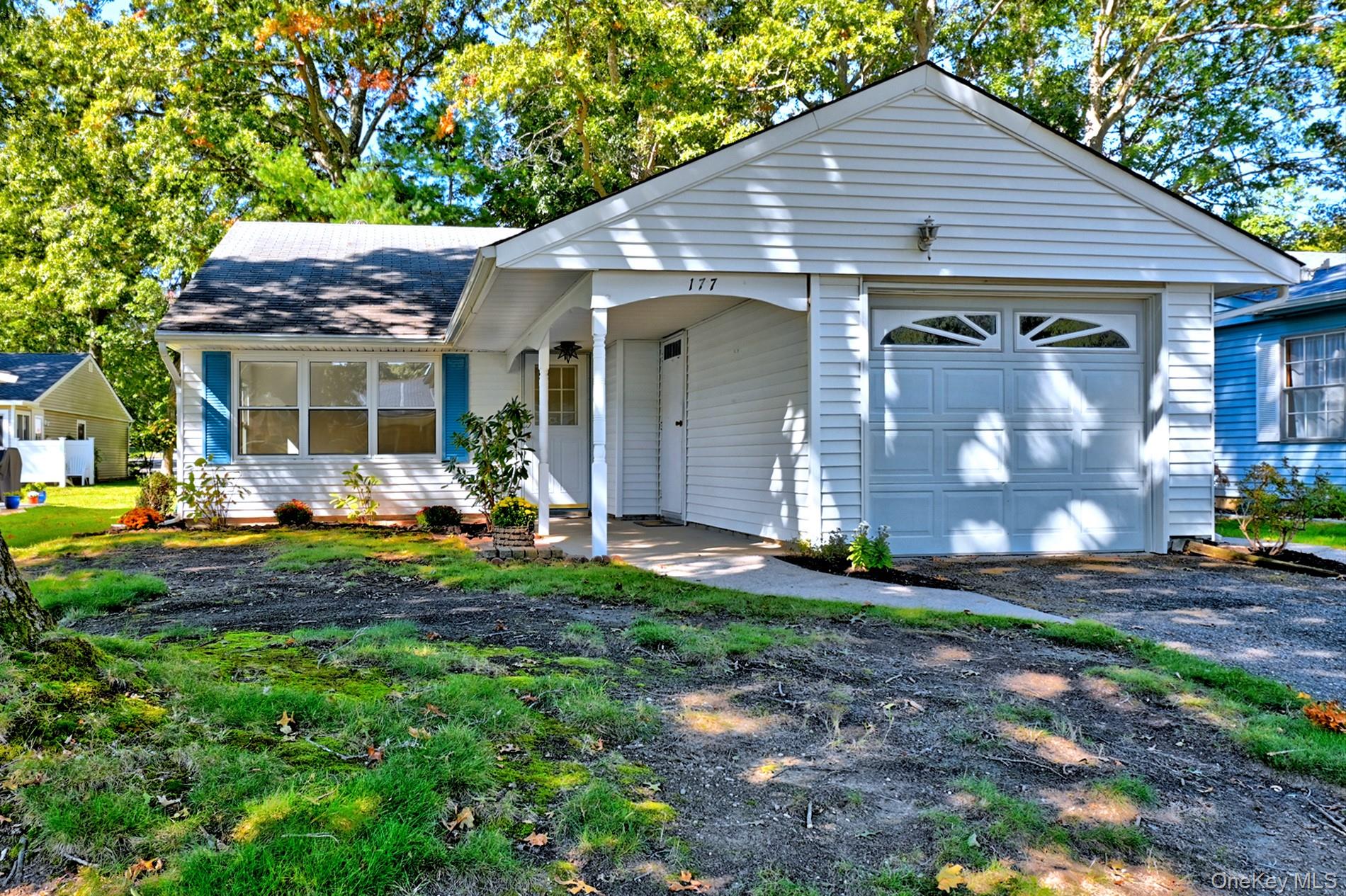 177 Canterbury Drive Property Photo 6