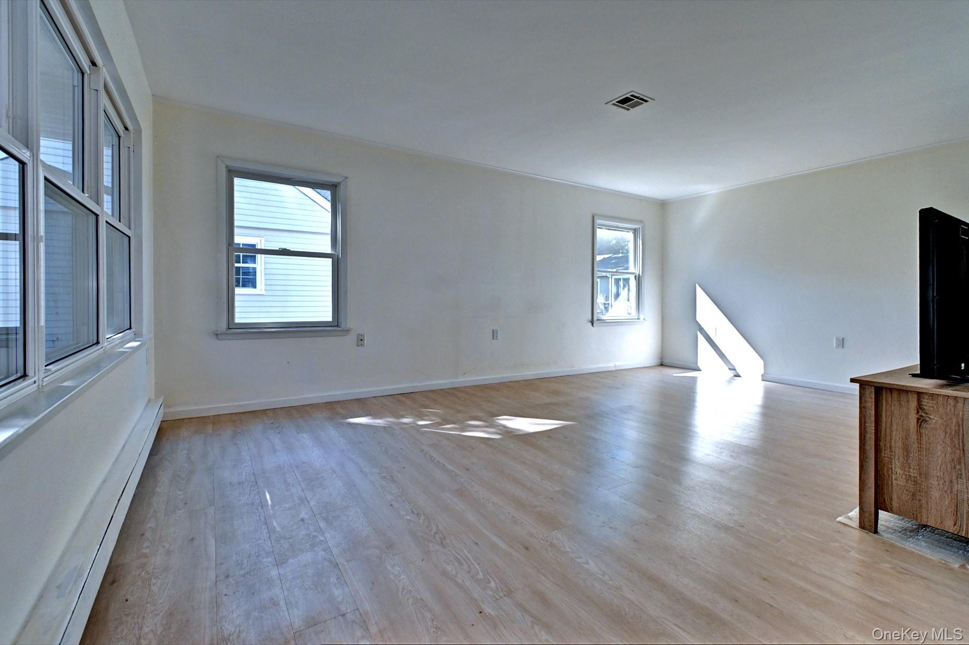 177 Canterbury Drive Property Photo 9