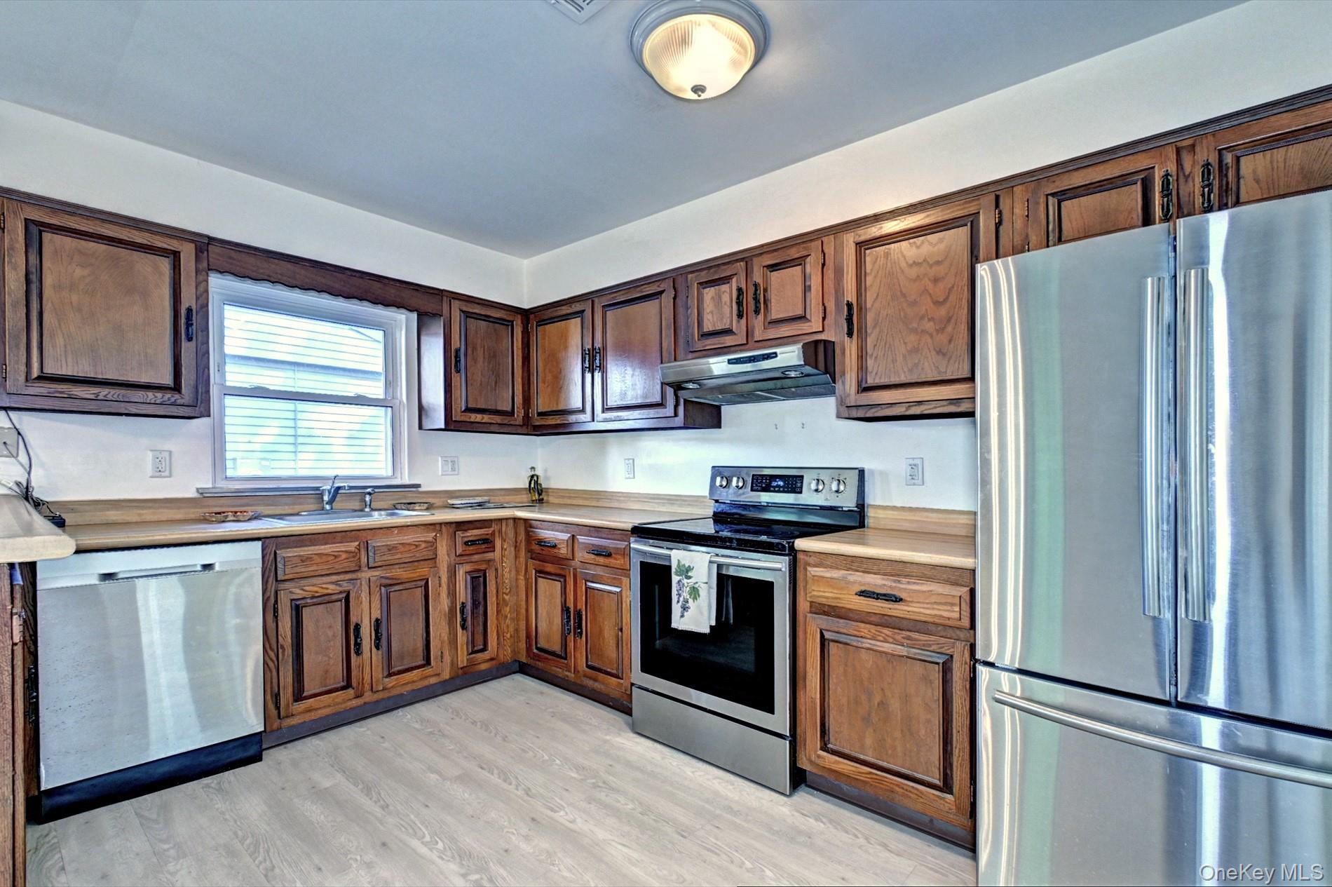 177 Canterbury Drive Property Photo 23