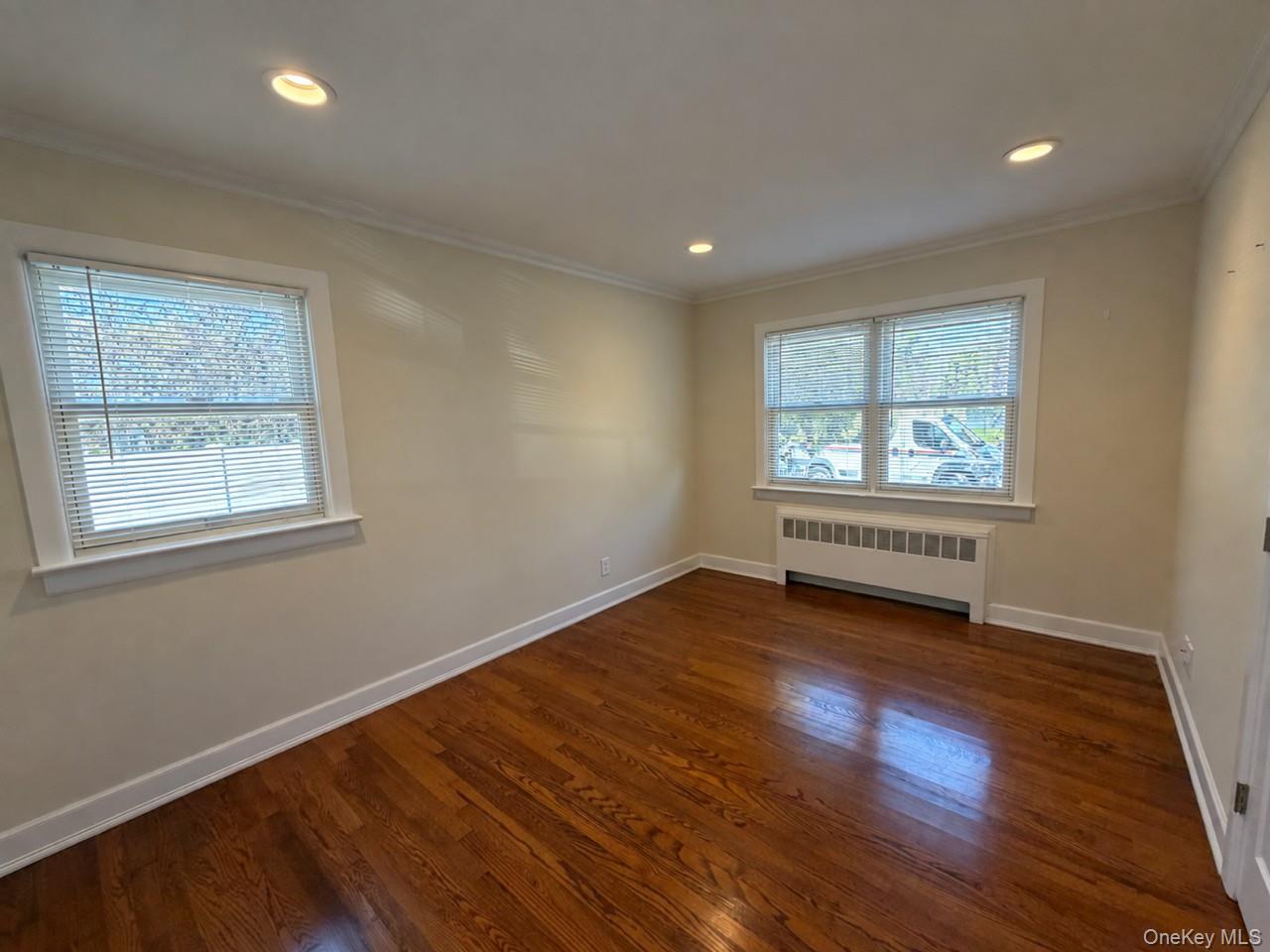 400 E Beech Main Property Photo 15