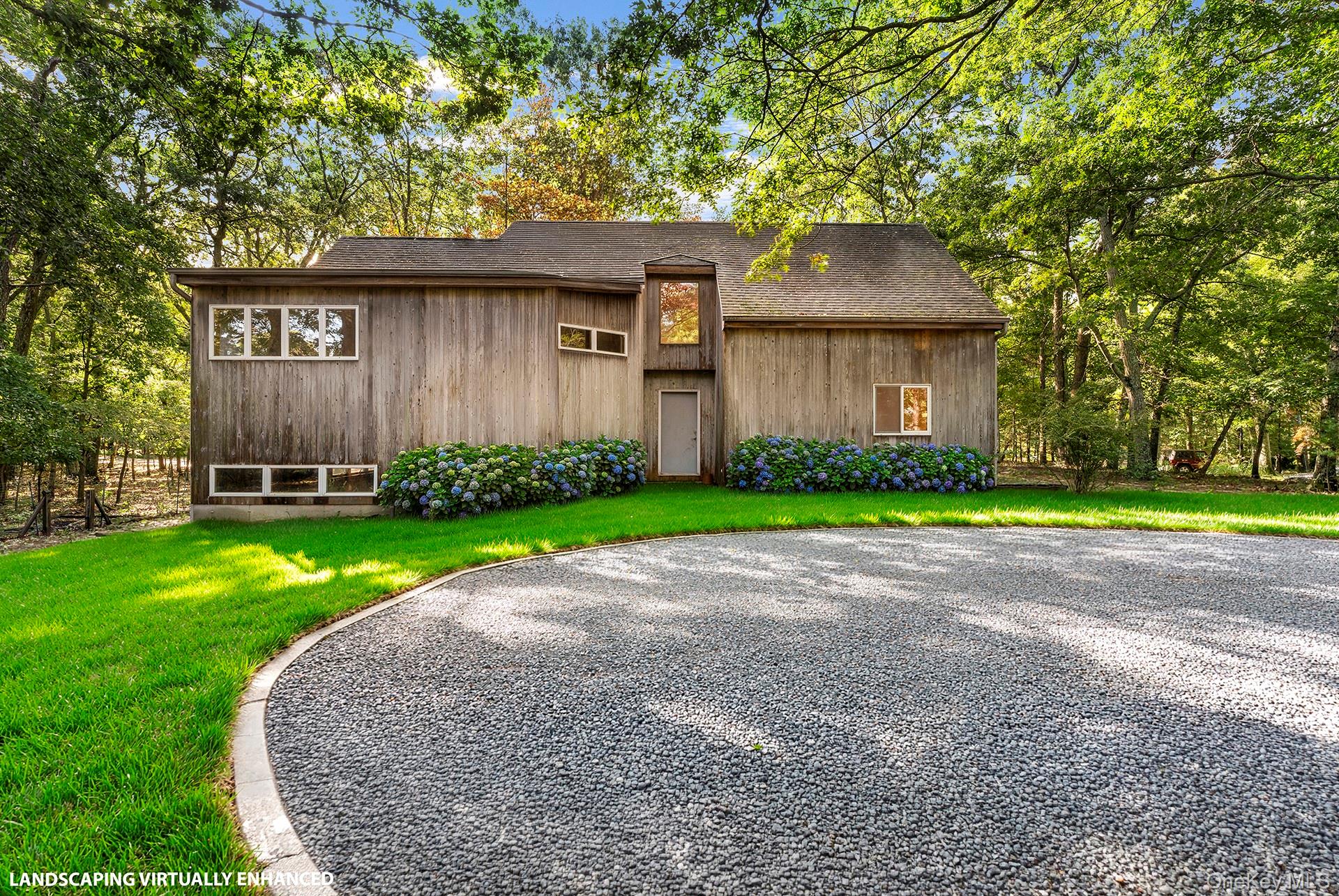 2 Boulder Lane Property Photo 1