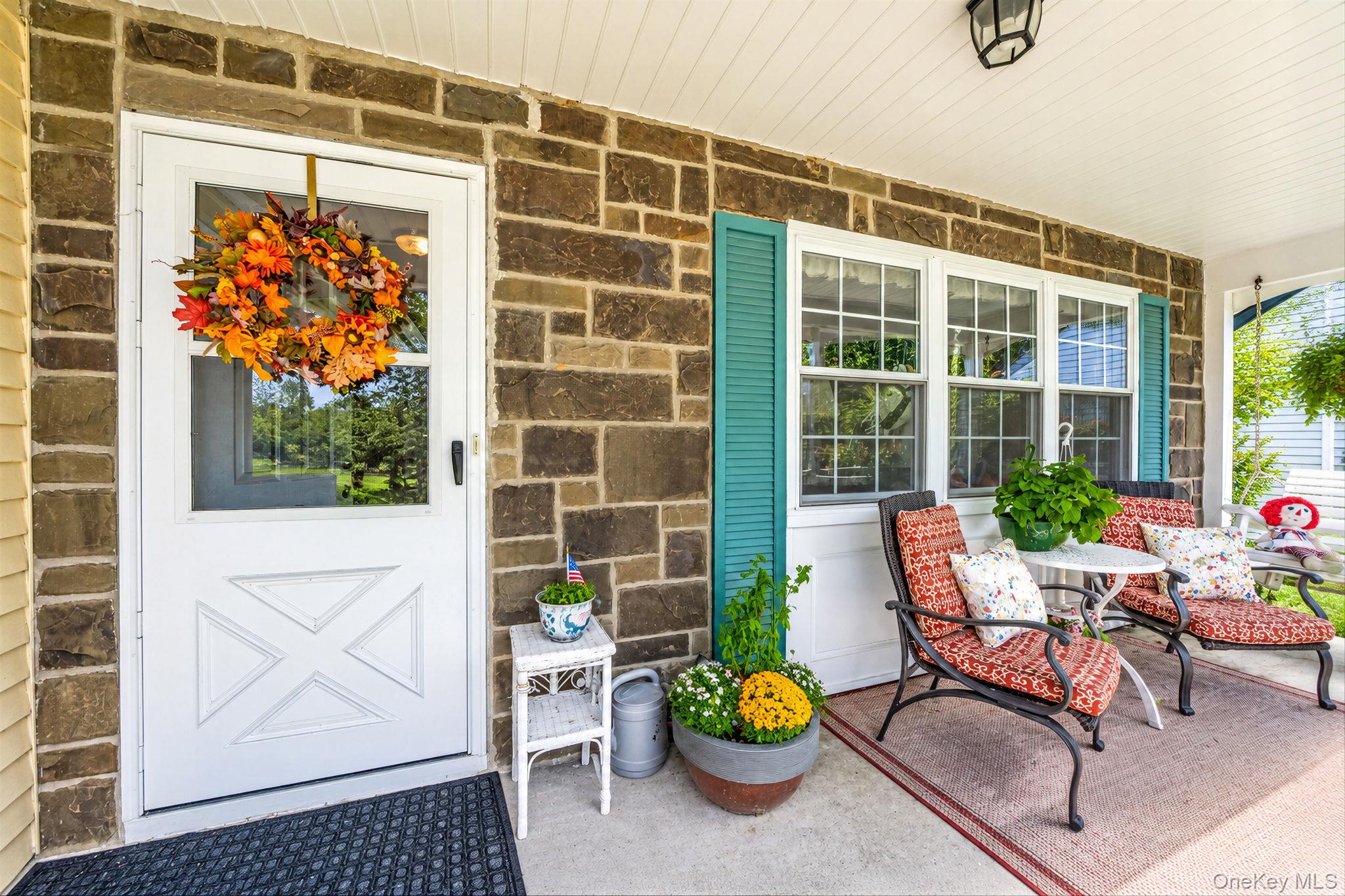 148 Laurance Lane Property Photo 3