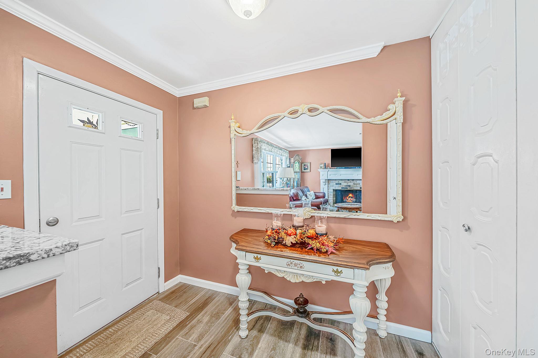 148 Laurance Lane Property Photo 5