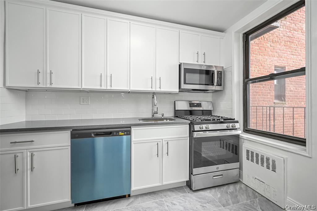 1040 Neilson Street 1c Property Photo 12