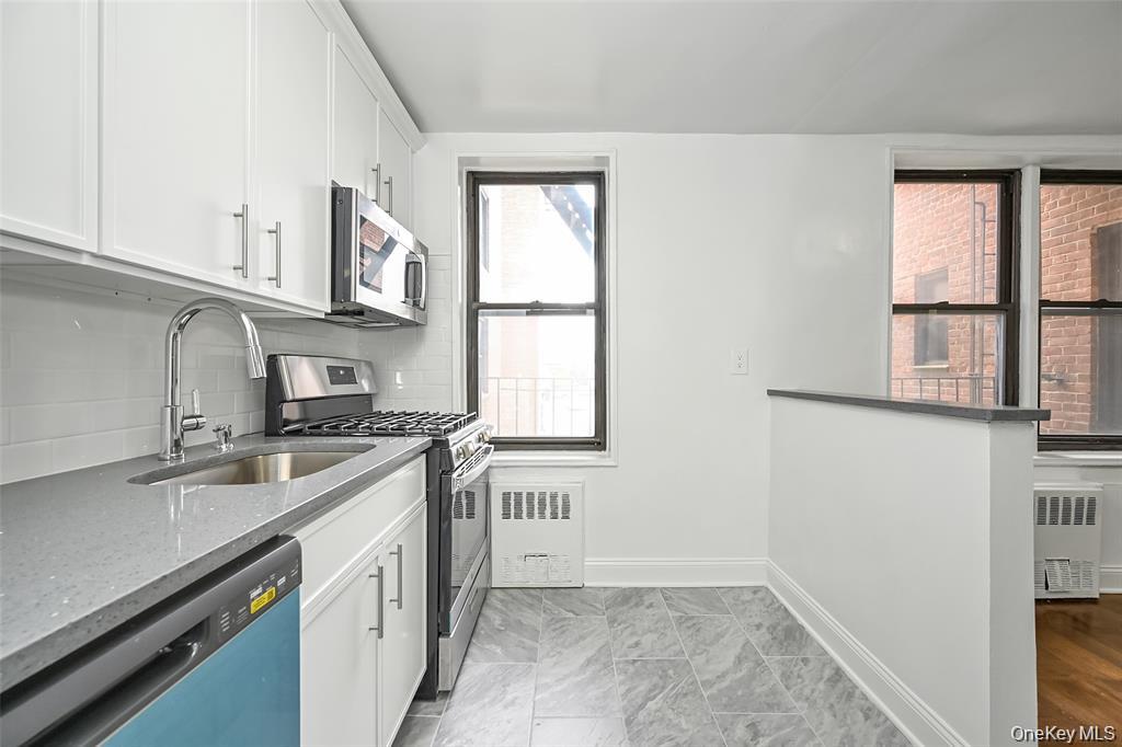 1040 Neilson Street 1c Property Photo 13