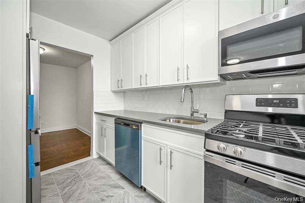 1040 Neilson Street 1c Property Photo 14