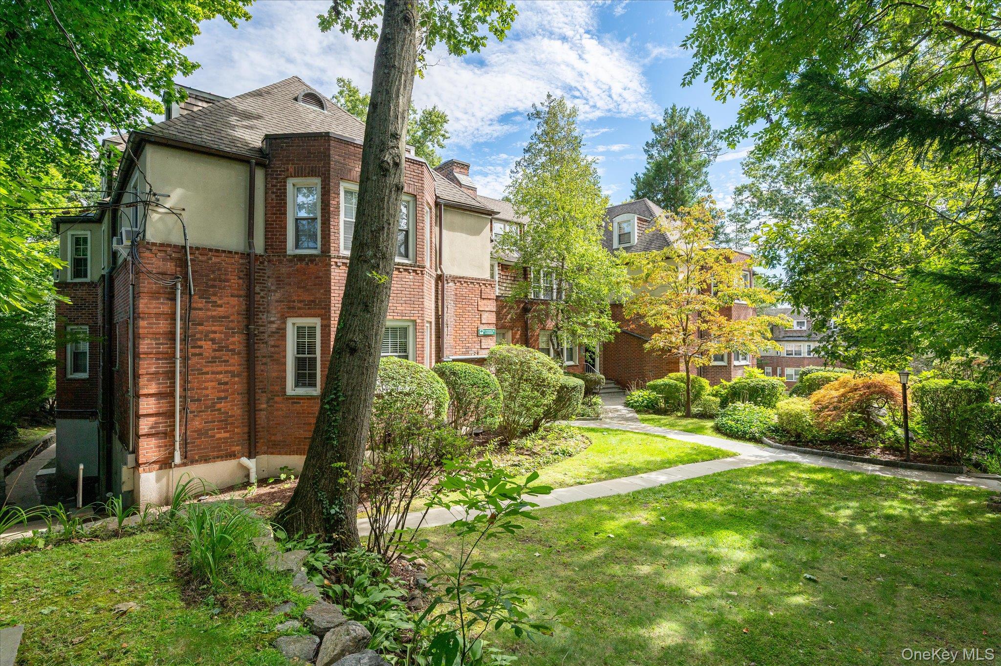 52 Underhill Road #ml Property Photo 7