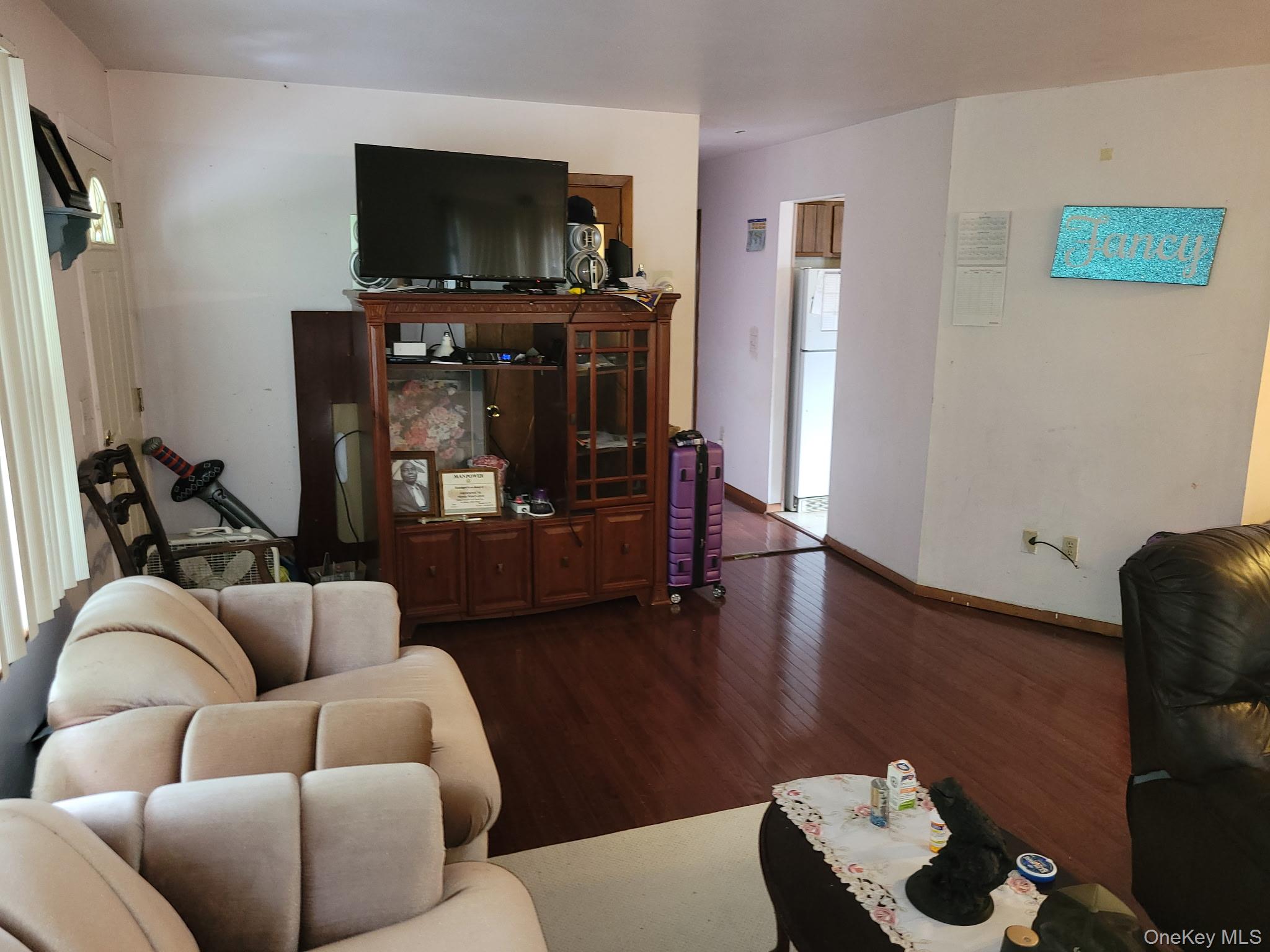 200 South Avenue Property Photo 7