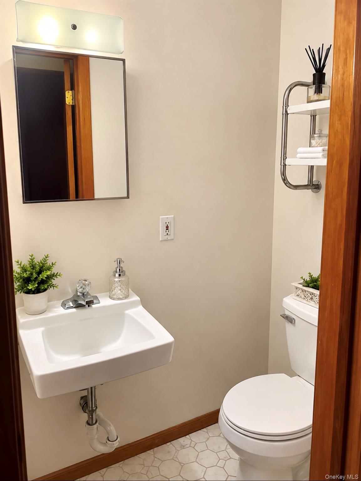 200 South Avenue Property Photo 11