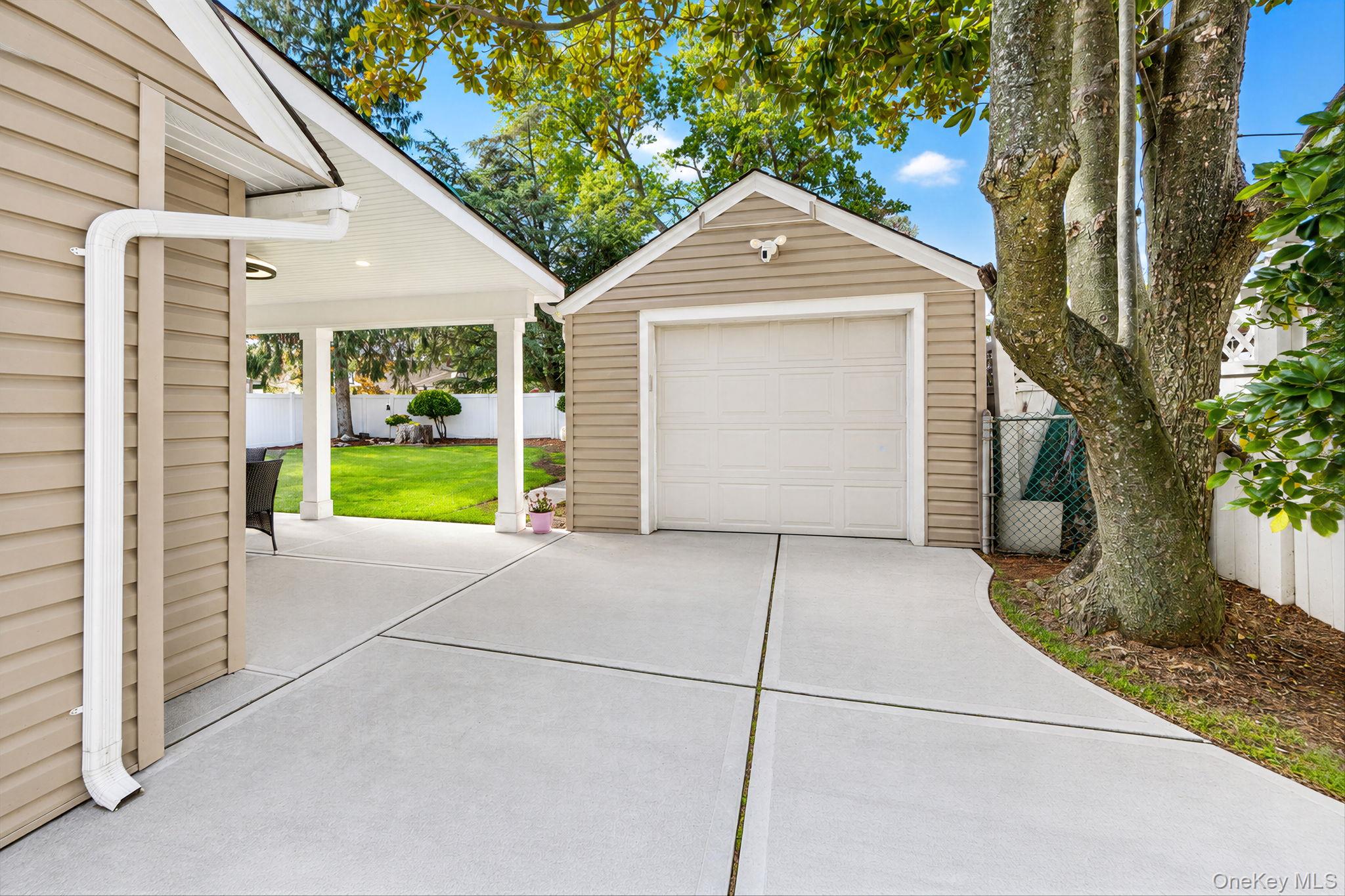 31 Lynwood Drive Property Photo 34