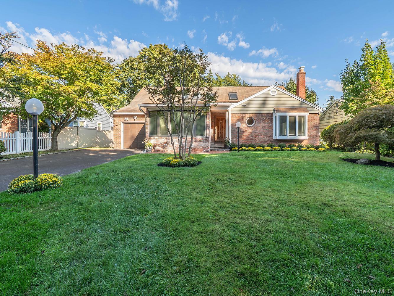 24 Downing Avenue Property Photo 1