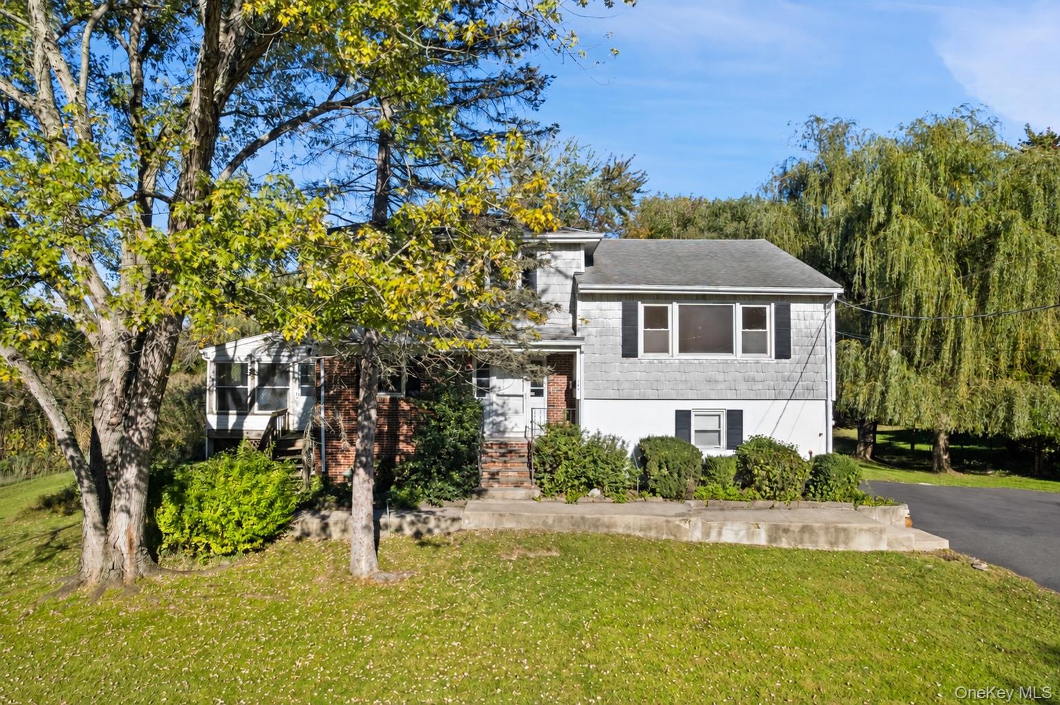 180 Bradford Avenue Property Photo 1